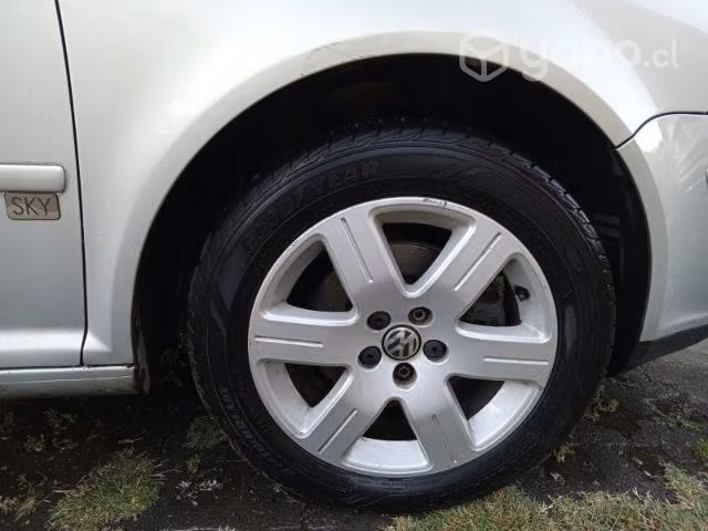 Volkswagen Bora 2.0 2011