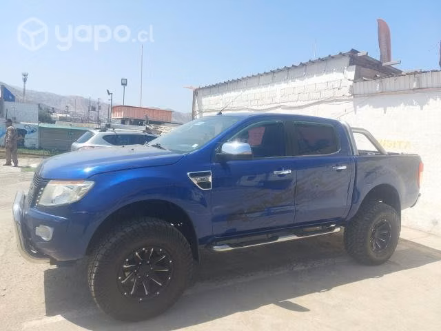 Ford Ranger XLT 3.2 TURBO diesel - Imagen 6