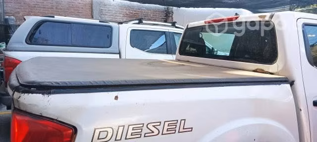Vendo Nissan np300