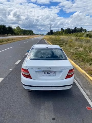 MERCEDES BENZ C180 kompressor 2010