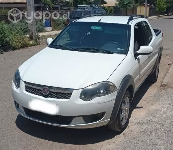 Fiat strada 2015