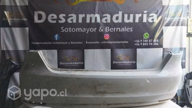 Parachoque trasero Jetta 2.1