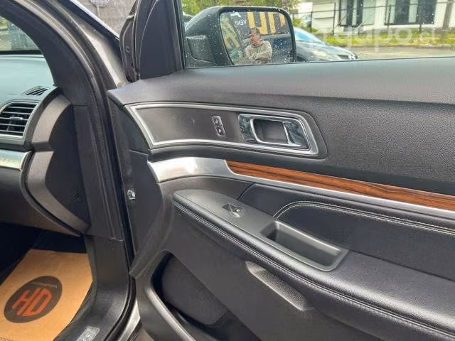 Ford explorer 2019