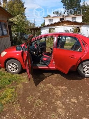 Toyota yaris 2008