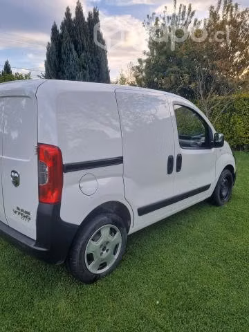 Se vende dodge ram 700 city