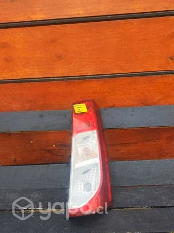 Foco trasero Renault dokker