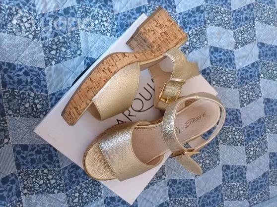 Hermosas sandalias