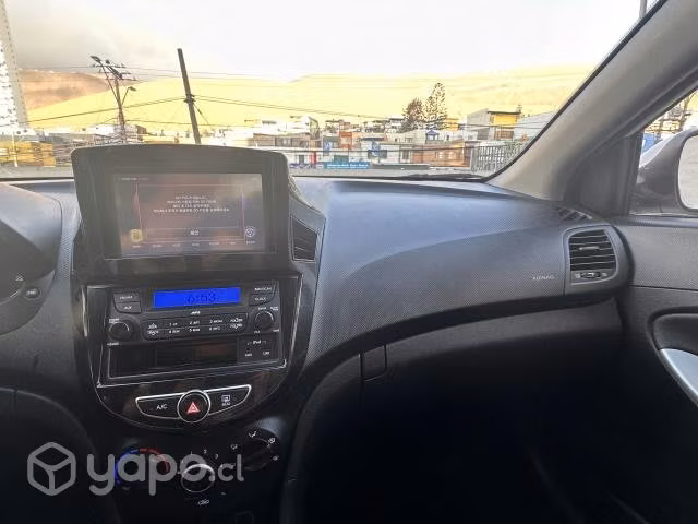 HYUNDAI ACCENT - Imagen 6
