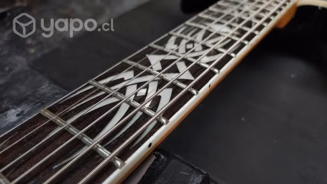 Guitarra Schecter Scorpion Deluxe Baritone Black - Imagen 3