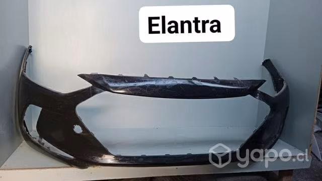 Parachoque Hyundai elantra dmg repuestos 80.98