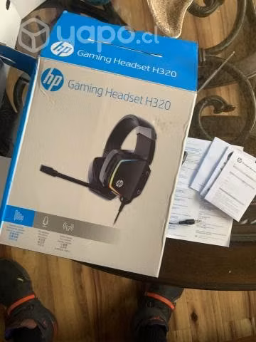 Audífonos gamer HP con cable y luz led sin uso