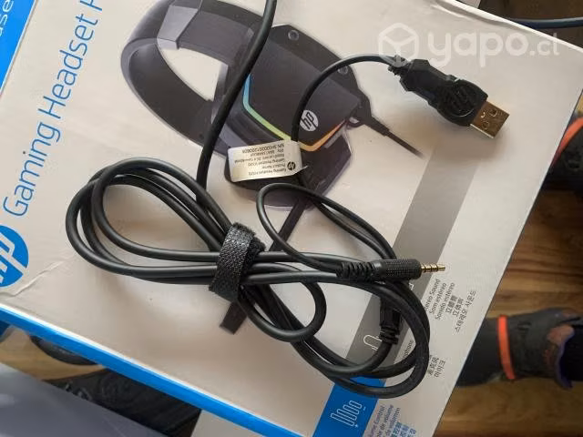 Audífonos gamer HP con cable y luz led sin uso