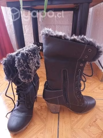 Botines negros felpudos/peluche (Punto Tops) (36)