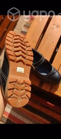 Zapatos de colegio Caterpillar mujer N°41