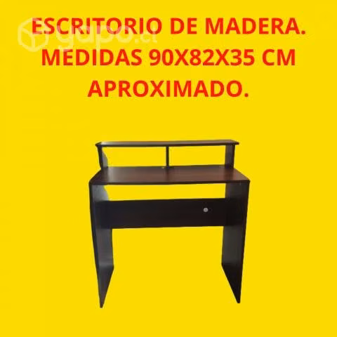 Escritorio de madera