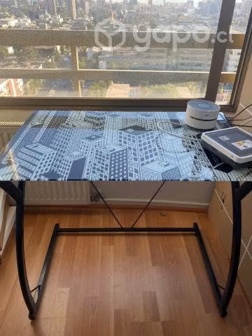 Escritorio de vidrio
