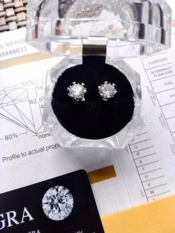 Hermosos aros moissanita y plata 925