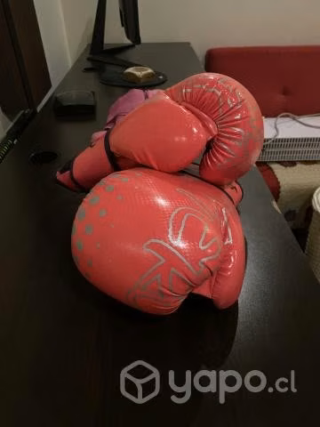 Guantes de boxeo 14oz + vendas rosadas