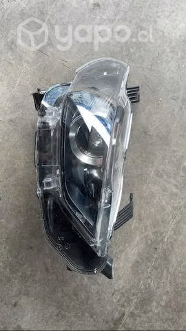 OPTICO derecho Mazda bt50 2023