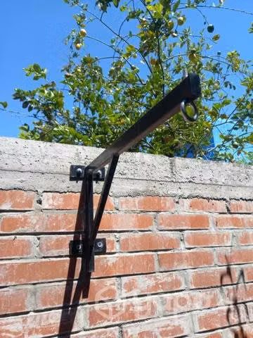 Soporte para saco de boxeo