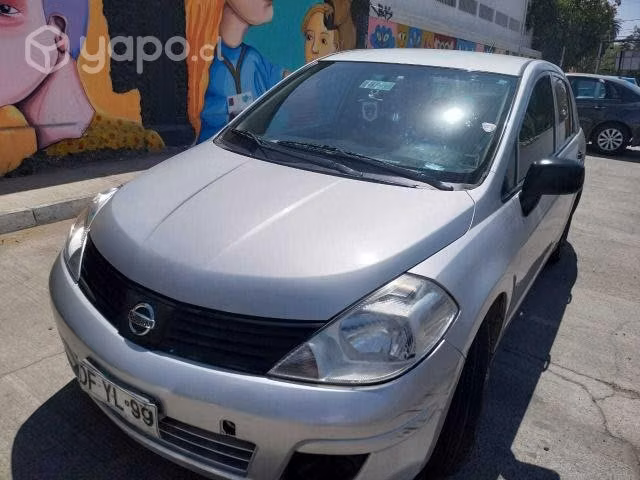 Nissan tiida 2011