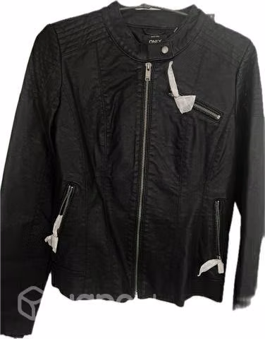 Chaqueta de cuero Only nueva
