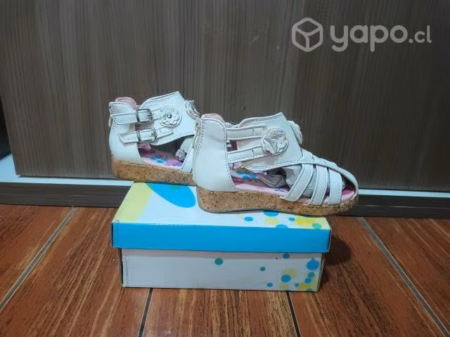 Sandalias infantiles, nuevas - Imagen 5