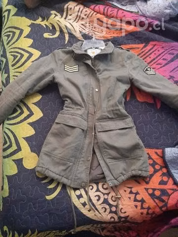 Hola vendo chaquetas :) Soy de las compañias