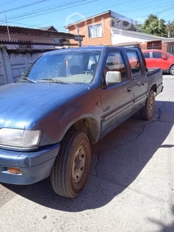 CHEVROLET LUV, doble cabina 4x4 año 2001