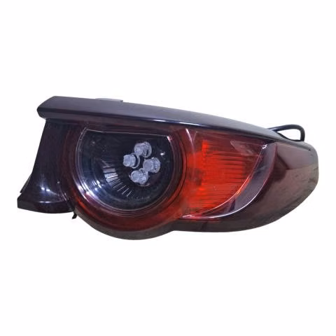 Foco derecho mazda 3 4g 2020/2023