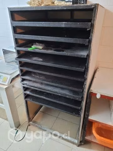 Muebles de 10 latas