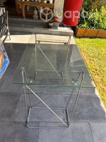 Escritorio vidrio templado y metal