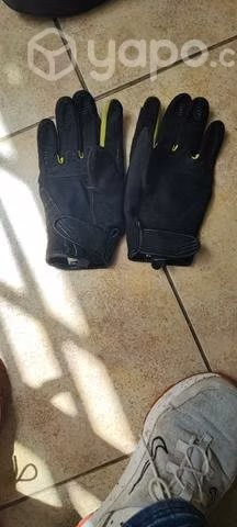 Zapatos moto talla 44-45 Dainese y guantes