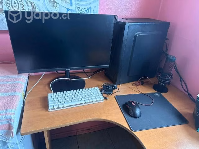 Pc Gamer completa + micrófono + cámara + monitor