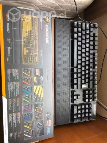 Teclado Cougar Core para juegos