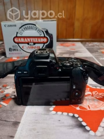 Cámara Canon SL3
