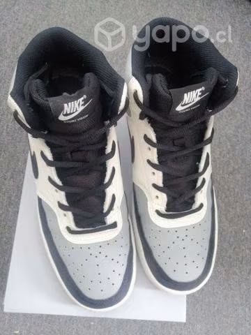 Zapatillas Nike, seminuevas. - Imagen 4