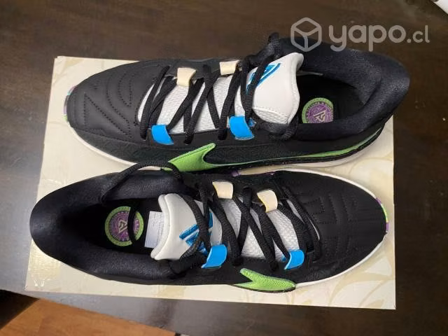 Zapatillas de basketball nike freak 5
