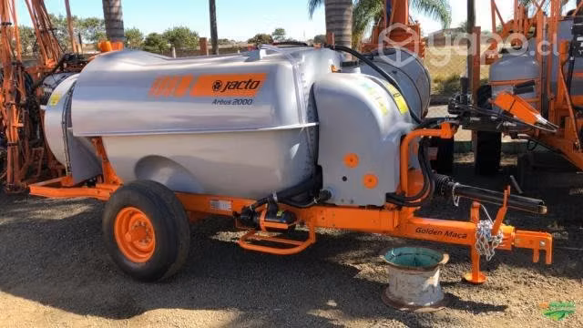 Nebulizador Jacto Arbus 2000 Lts