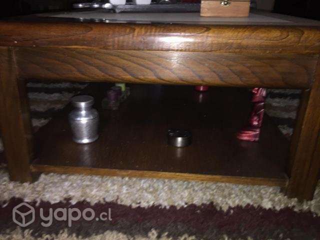 Mesa de madera con cubierta de vidrio - Imagen 2