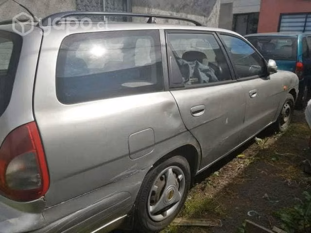 Daewoo nubira 2000