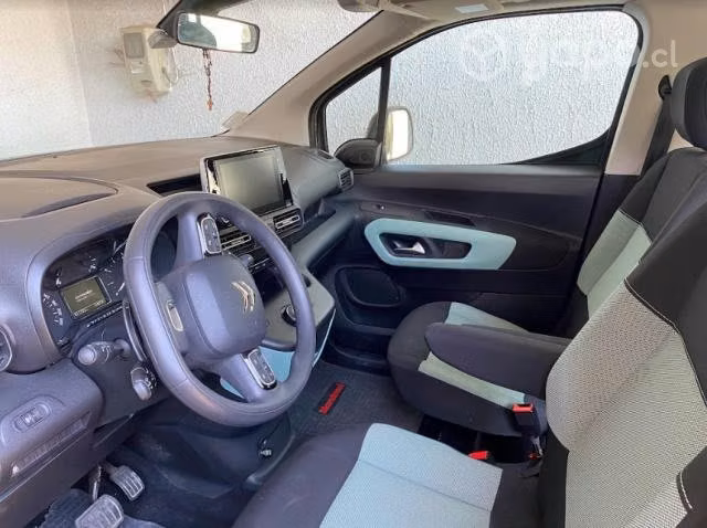 Citroen berlingo multispace XL 1.5 blue hdi