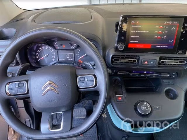 Citroen berlingo multispace XL 1.5 blue hdi