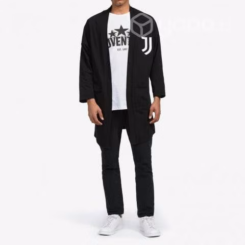 Hermoso KIMONO Juventus C/ Logo