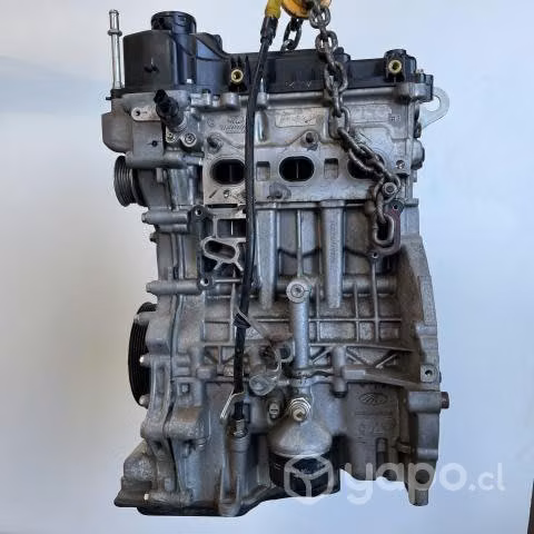 Motor Mahindra Kuv