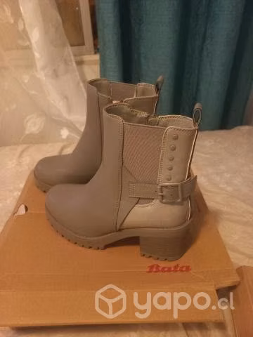 Botines nuevos - Imagen 3