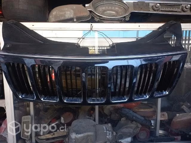 Máscara original Jeep Cherokee 2007
