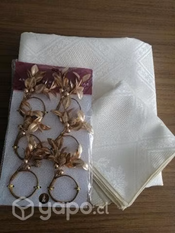 Juego de mantel, servilletas, anillos