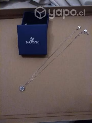 Collar Swarovski Original sin uso