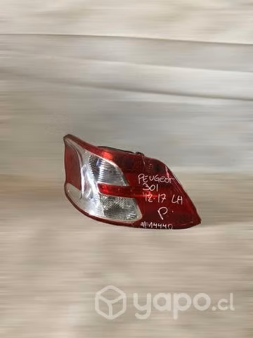 Foco trasero lh peugeot 